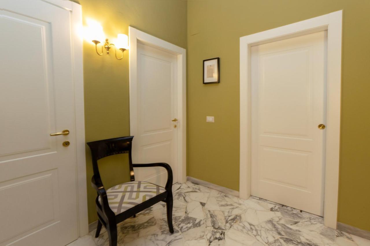 Lilly Apartment Флоренция Екстериор снимка