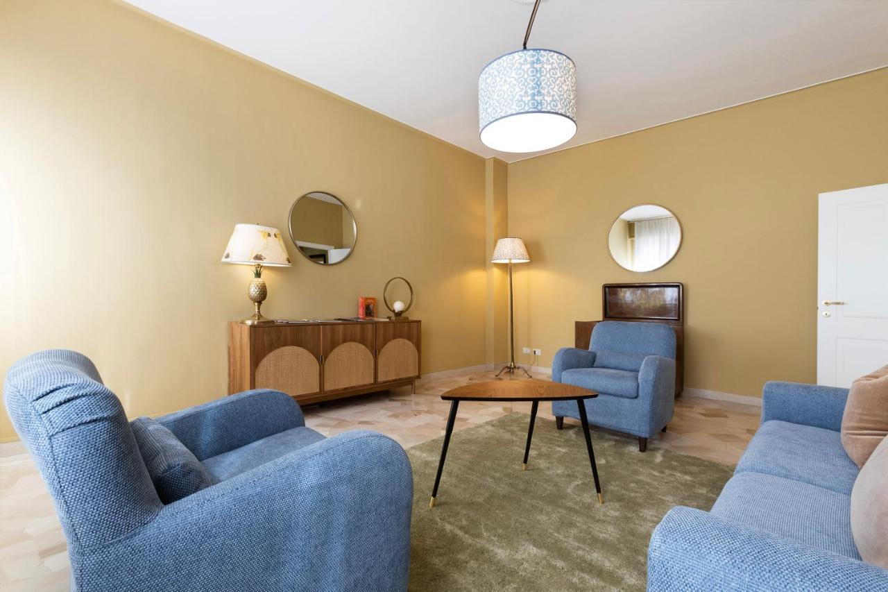 Lilly Apartment Флоренция Екстериор снимка