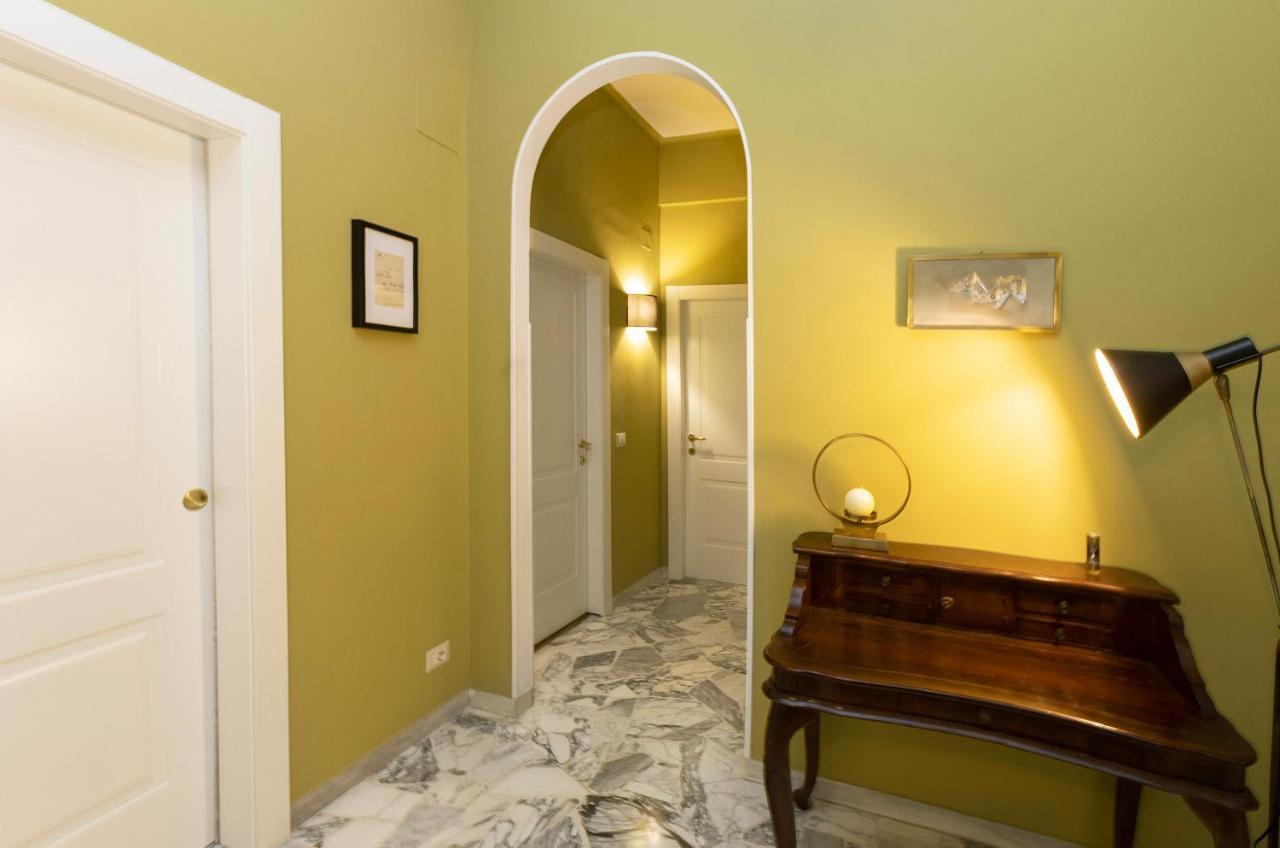 Lilly Apartment Флоренция Екстериор снимка