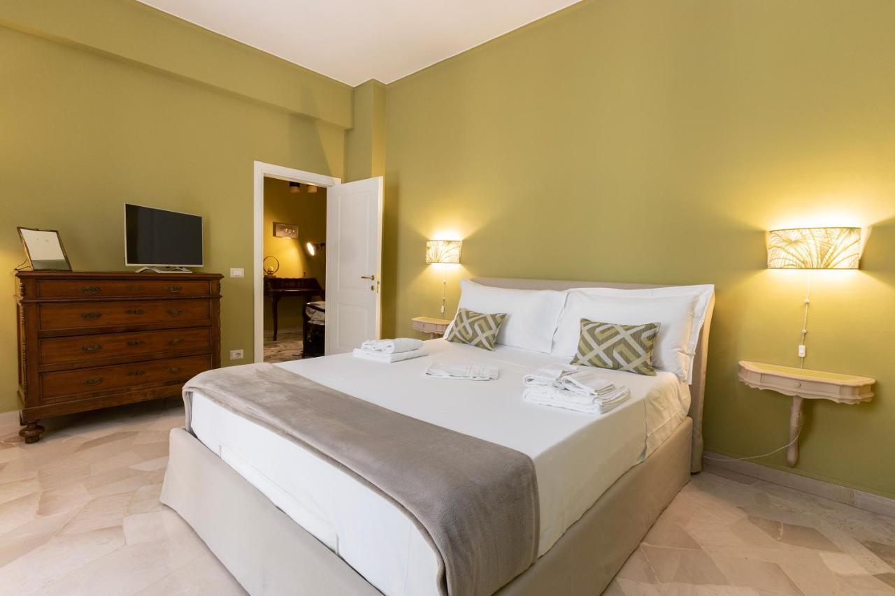 Lilly Apartment Флоренция Екстериор снимка