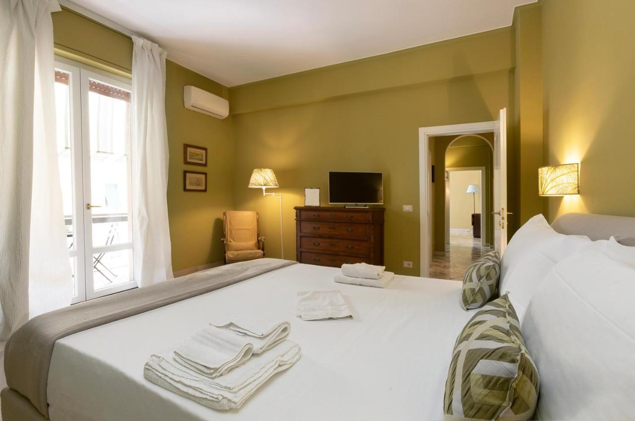 Lilly Apartment Флоренция Екстериор снимка